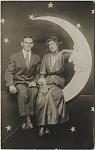 Click image for larger version. 

Name:	paper-moon-couple-2.jpg 
Views:	423 
Size:	15.0 KB 
ID:	21105
