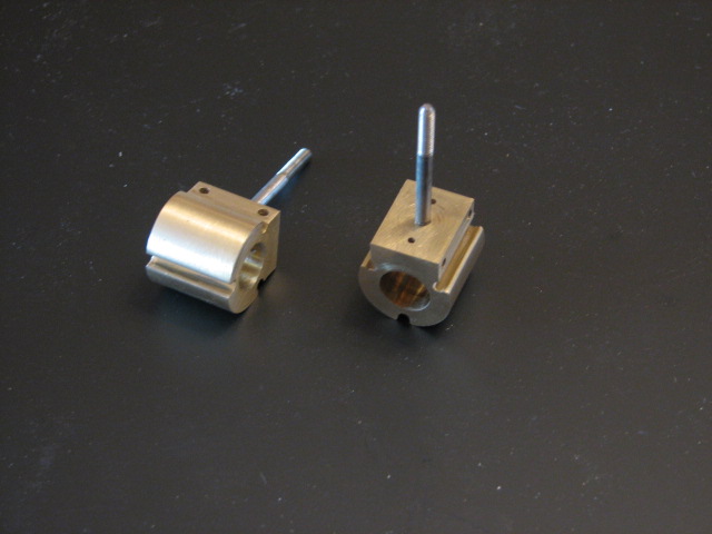 CYLINDERS & REVERSING VALVE 003